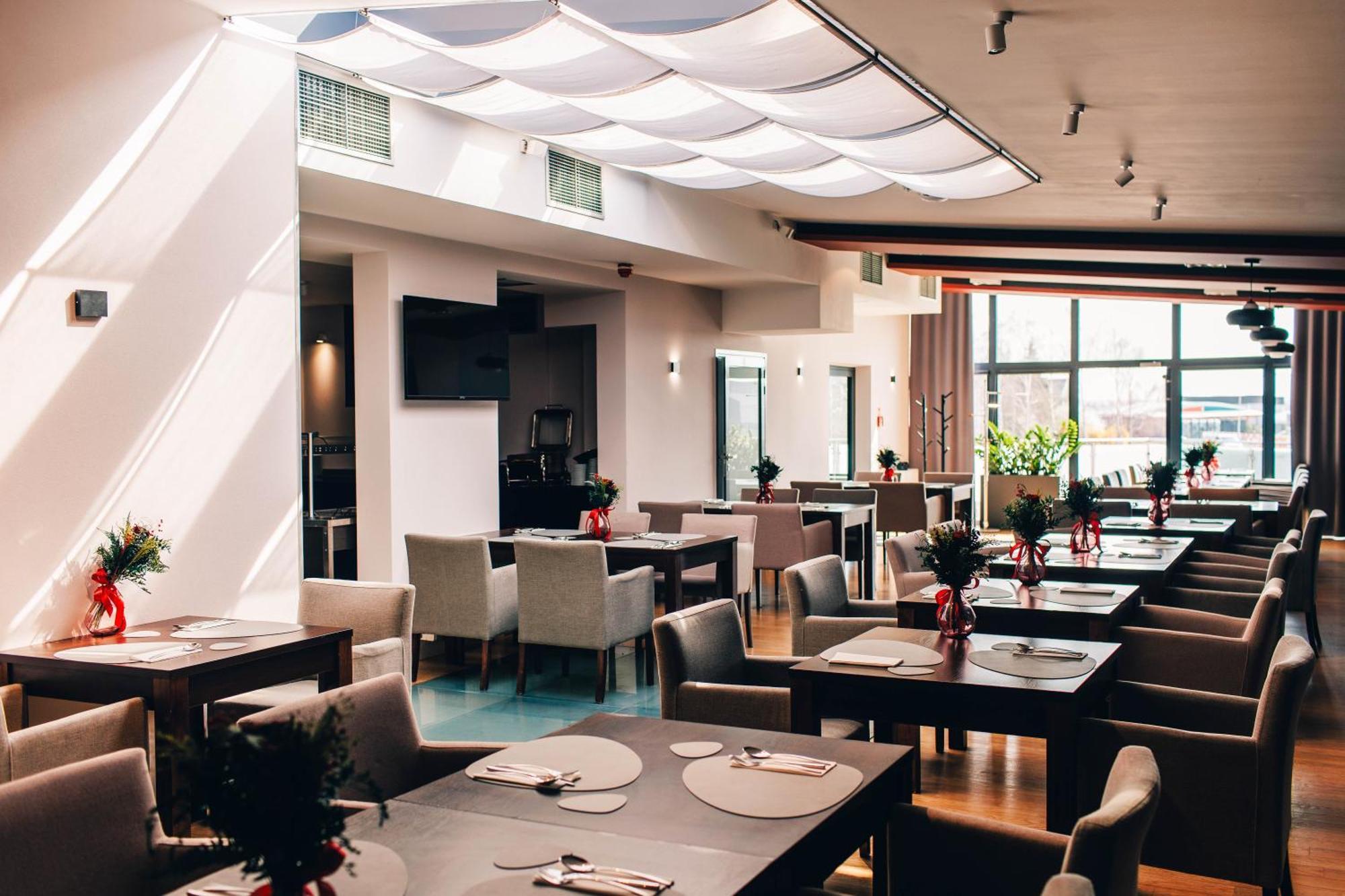 Terminal Hotel Wrocław Kültér fotó