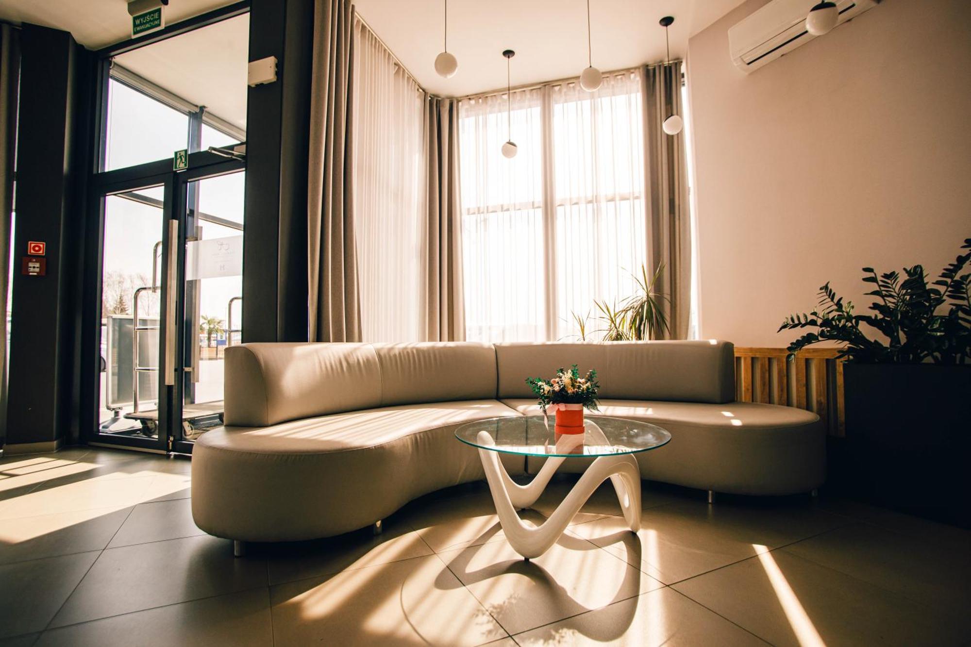 Terminal Hotel Wrocław Kültér fotó
